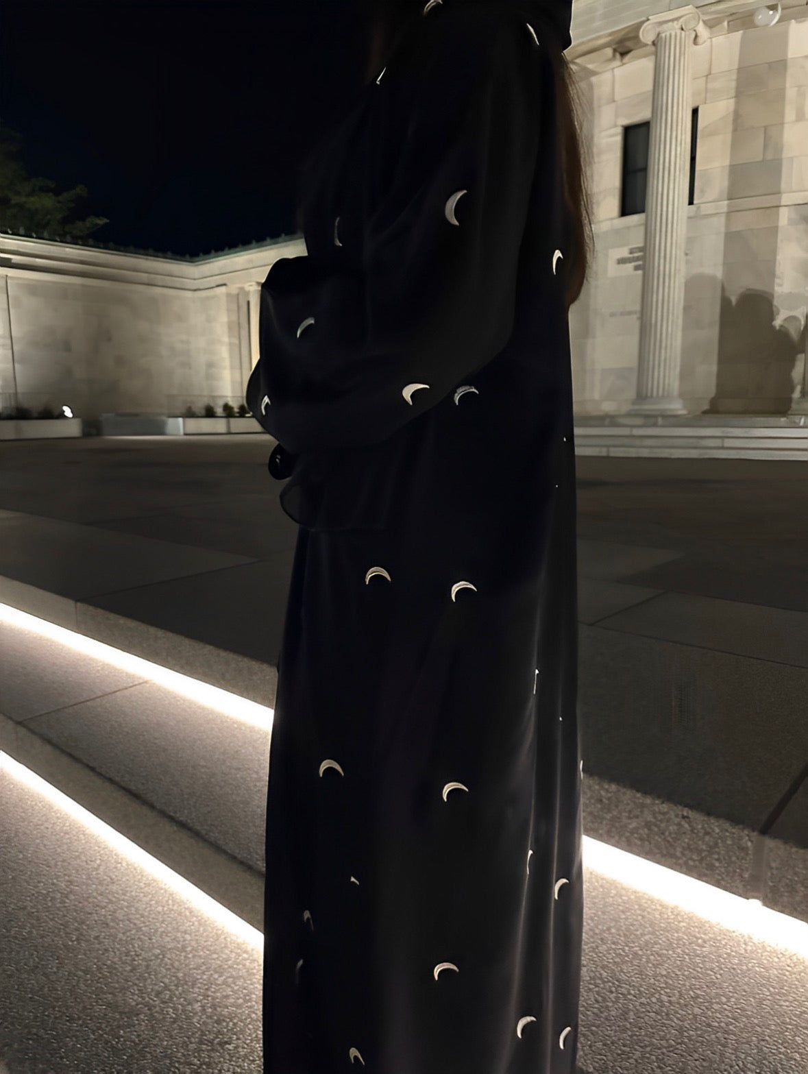 Moon Abaya